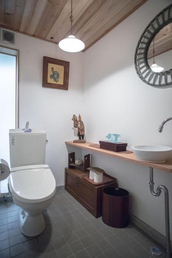 & Salon With Moon / Vacation 2308 *